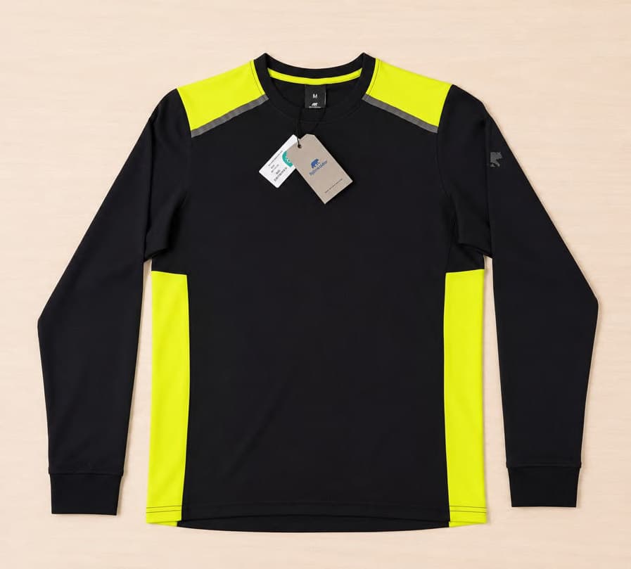 Men's contrast polo and tee in 100% cotton piqué 220 GSM and 90% cotton 10% viscose 170 GSM